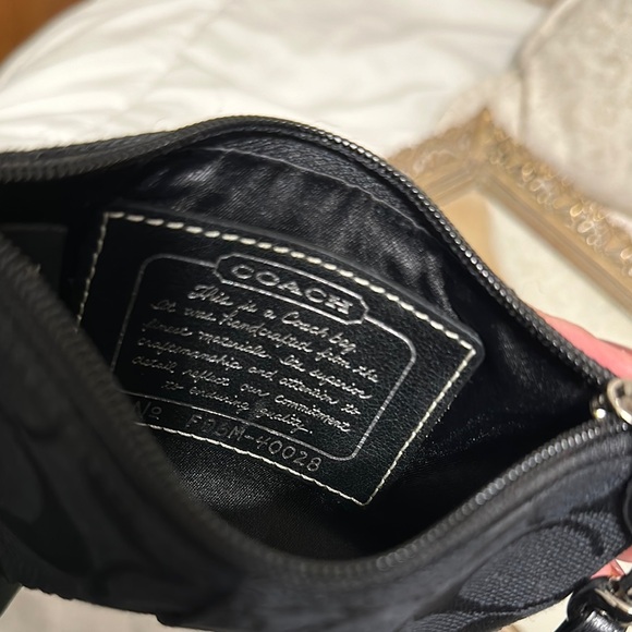 Coach Black Wallet Bundle - Picture 4 of 6